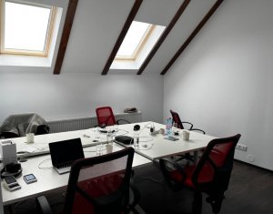 Bureau à louer dans Cluj-napoca, zone Centru