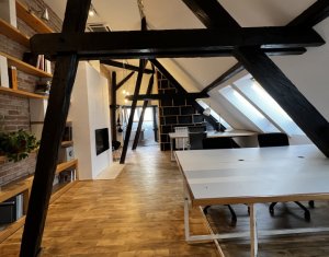 Bureau à louer dans Cluj-napoca, zone Centru