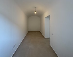 Bureau à louer dans Cluj-napoca, zone Centru
