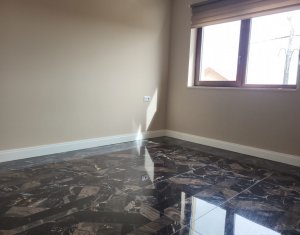 Maison 5 chambres à vendre dans Sub Coasta