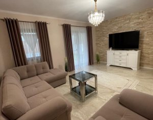 Maison 4 chambres à vendre dans Floresti