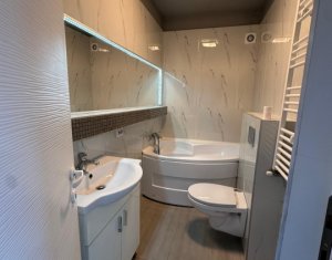 Appartement 3 chambres à vendre dans Cluj-napoca, zone Marasti