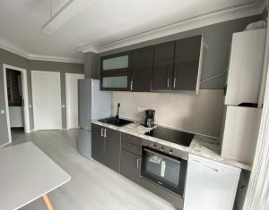 Appartement 3 chambres à vendre dans Cluj-napoca, zone Marasti
