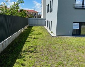 Spatiu comercial de vanzare, 80m2 in Sannicoara