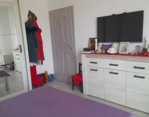 Appartement 3 chambres à vendre dans Floresti