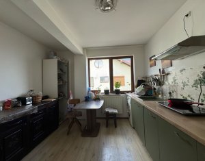 Appartement 3 chambres à vendre dans Cluj-napoca, zone Buna Ziua