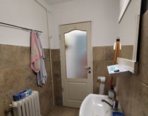 Appartement 4 chambres à vendre dans Cluj-napoca, zone Manastur