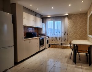 Appartement 3 chambres à louer dans Cluj-napoca, zone Marasti