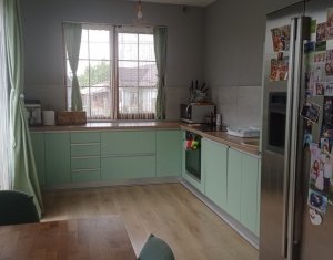 Maison 5 chambres à vendre dans Viisoara