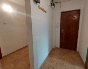 Appartement 4 chambres à vendre dans Cluj-napoca, zone Manastur