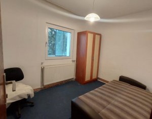 Appartement 4 chambres à vendre dans Cluj-napoca, zone Manastur