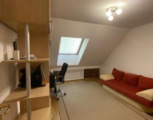 Appartement 3 chambres à vendre dans Floresti