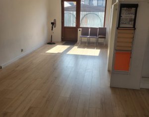 Espace Commercial à vendre dans Floresti