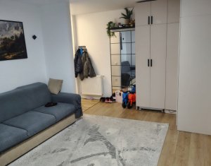 Appartement 3 chambres à vendre dans Floresti