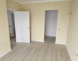 Maison 3 chambres à vendre dans Floresti