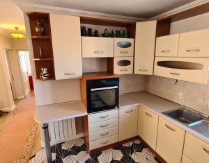 Appartement 3 chambres à vendre dans Cluj-napoca, zone Andrei Muresanu