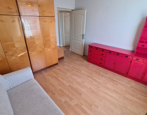 Appartement 3 chambres à vendre dans Cluj-napoca, zone Andrei Muresanu