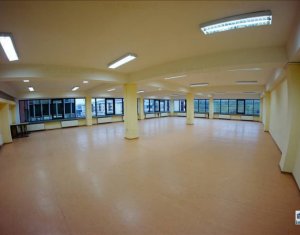 Bureau à louer, 575m2 dans Cluj-napoca