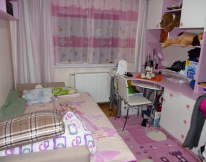 Lakás 4 szobák eladó on Cluj-napoca, Zóna Zorilor