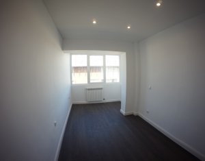 Lakás 4 szobák eladó on Cluj-napoca, Zóna Zorilor