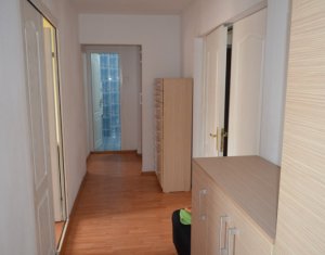 Appartement 4 chambres à vendre dans Cluj-napoca, zone Manastur