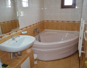 Appartement 4 chambres à vendre dans Cluj-napoca, zone Manastur