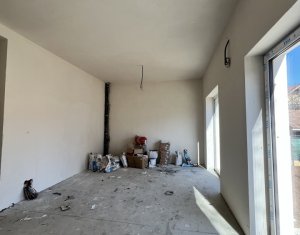 Maison 4 chambres à vendre dans Cluj-napoca, zone Andrei Muresanu