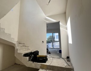 Maison 4 chambres à vendre dans Cluj-napoca, zone Andrei Muresanu