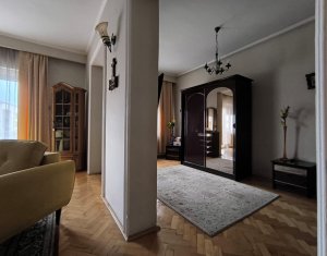 Oportunitate investitie, 2 case, 13 camere, Andrei Muresanu