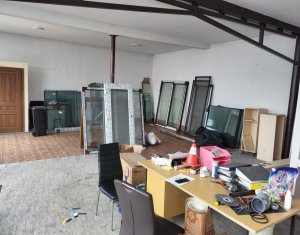 Espace Commercial à louer, 70m2 dans Cluj-napoca, zone Dambul Rotund