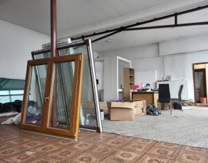 Espace Commercial à louer dans Cluj-napoca, zone Dambul Rotund