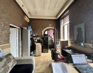 Espace Commercial à vendre dans Cluj-napoca, zone Centru