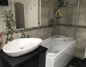 Appartement 3 chambres à vendre dans Cluj-napoca, zone Marasti