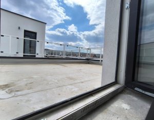 Maison 4 chambres à vendre dans Floresti