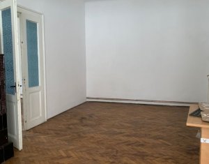 Espace Commercial à louer, 80m2 dans Cluj-napoca, zone Gara