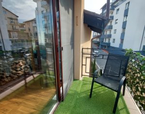 Appartement 3 chambres à vendre dans Floresti