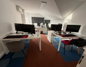 Bureau à louer dans Cluj-napoca, zone Europa