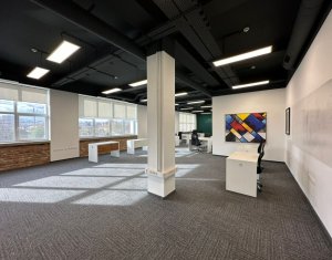 Bureau à louer dans Cluj-napoca, zone Marasti