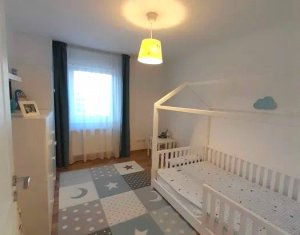 Appartement 3 chambres à vendre dans Floresti