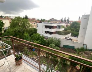 Appartement 3 chambres à vendre dans Cluj-napoca, zone Andrei Muresanu
