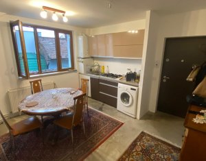 Appartement 3 chambres à vendre dans Cluj-napoca, zone Andrei Muresanu