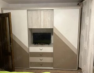 Maison 4 chambres à vendre dans Floresti