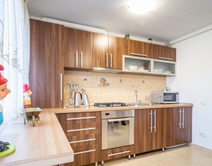 Appartement 3 chambres à vendre dans Floresti
