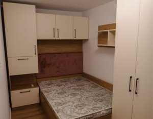 Appartement 4 chambres à vendre dans Cluj-napoca, zone Manastur