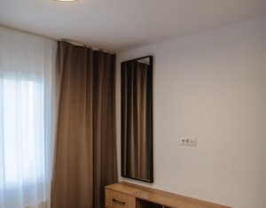 Appartement 4 chambres à vendre dans Cluj-napoca, zone Manastur