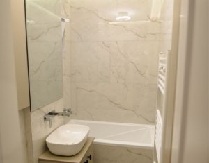 Appartement 4 chambres à vendre dans Cluj-napoca, zone Manastur