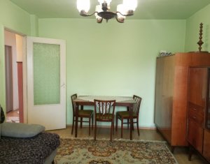 Appartement 3 chambres à vendre dans Cluj-napoca, zone Manastur