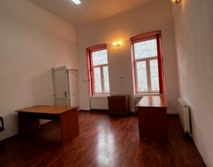 Bureau à louer dans Cluj-napoca, zone Centru