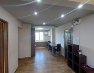 Appartement 3 chambres à vendre dans Cluj-napoca, zone Manastur