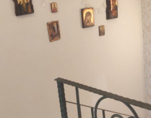 Maison 4 chambres à vendre dans Floresti